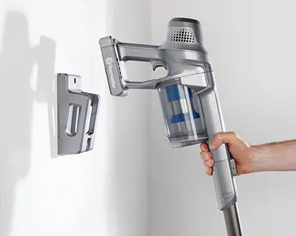 Orson Light Vakuum an der Wand montiert