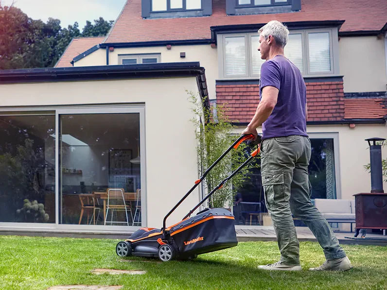 What to look for when buying a cordless lawnmower