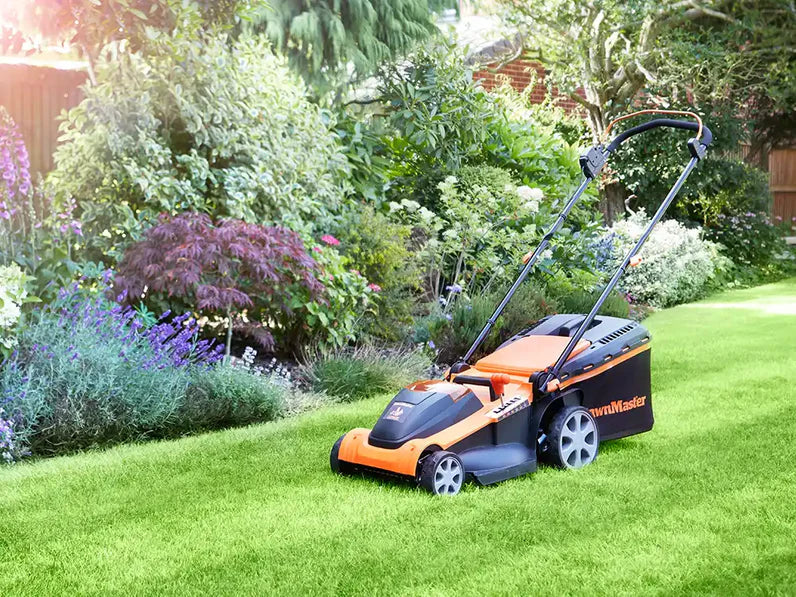 When to change a lawnmower blade