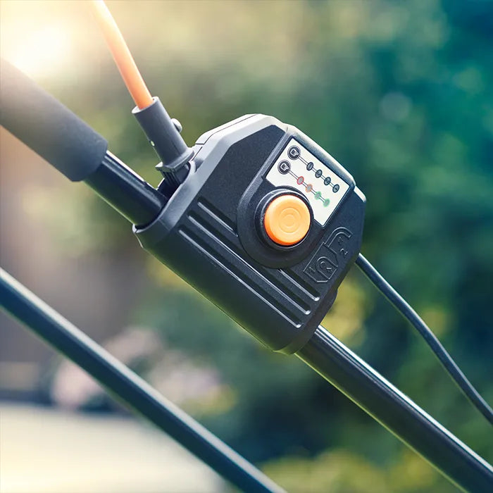 LawnMaster 37cm Akku-Mäher mit Akku-Anzeige