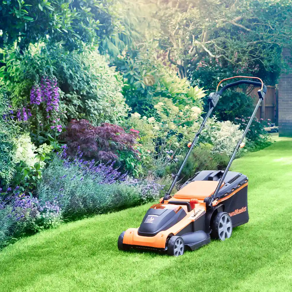 41cm Klinge für LawnMaster 48V Akku-Rasenmäher auf UK Gras