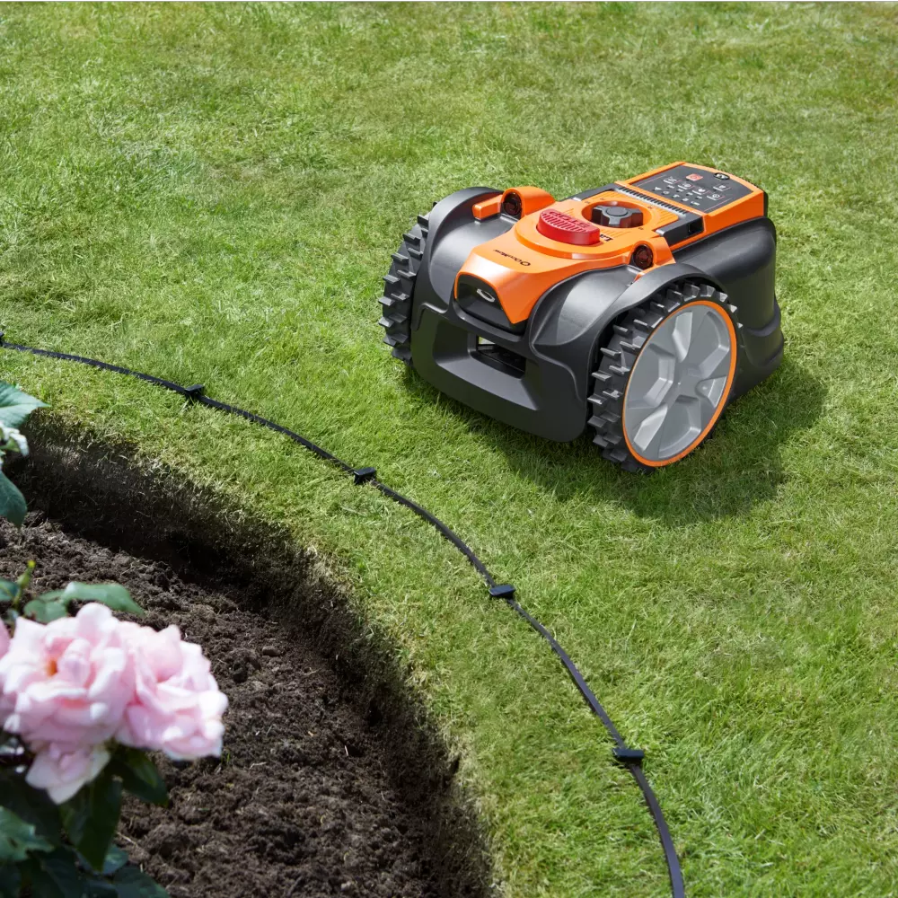 LawnMaster AMB16-400 | Cortacésped robótico con visión artificial y carga automática