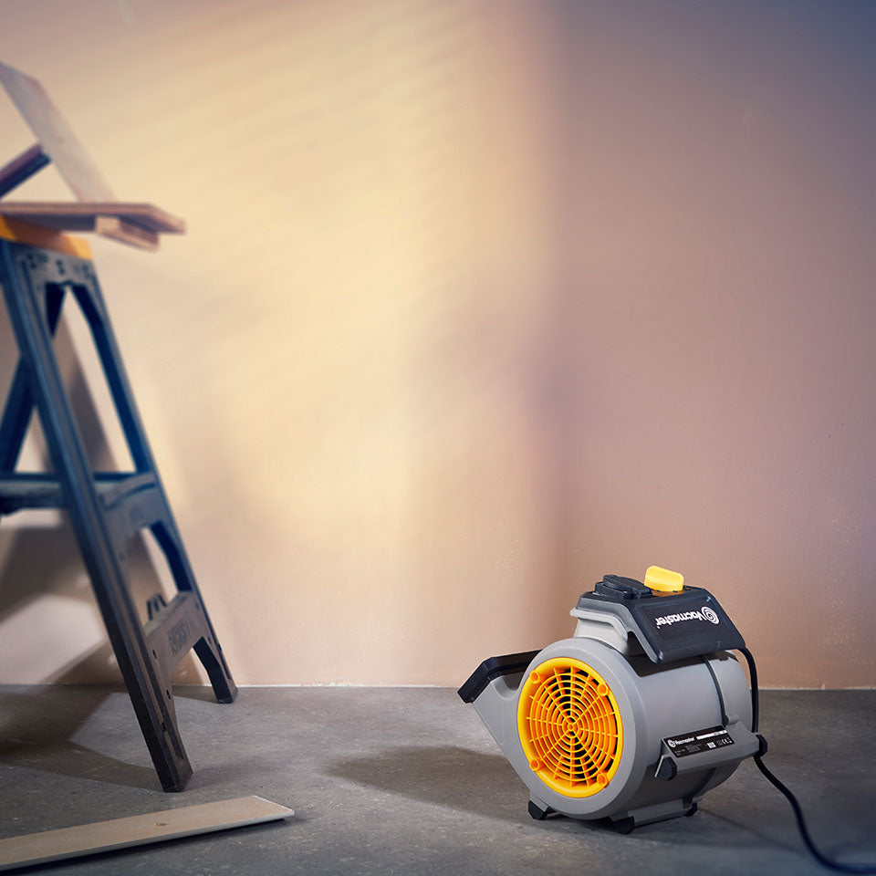 Vacmaster airmover mit kühler Luft zum Trocknen von Gips