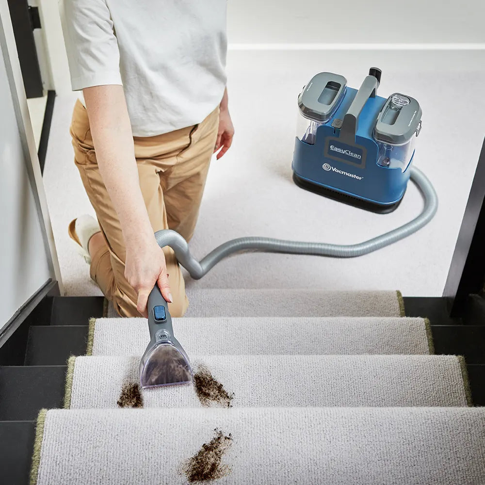 EasyClean Fleckenreiniger auf UK-Treppen