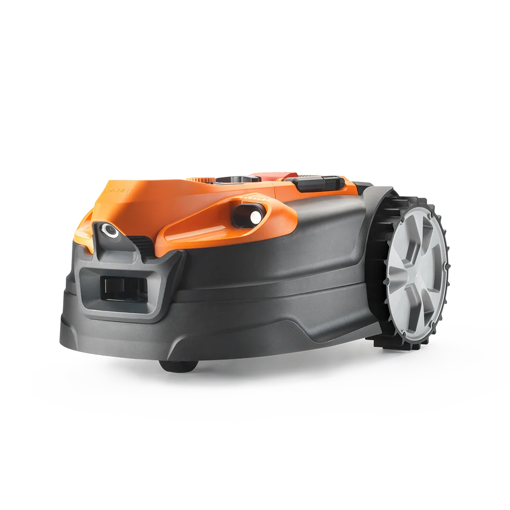 OcuMow 18 VBRM18AMDR Autocharging Vision Robot LawnMower LawnMaster