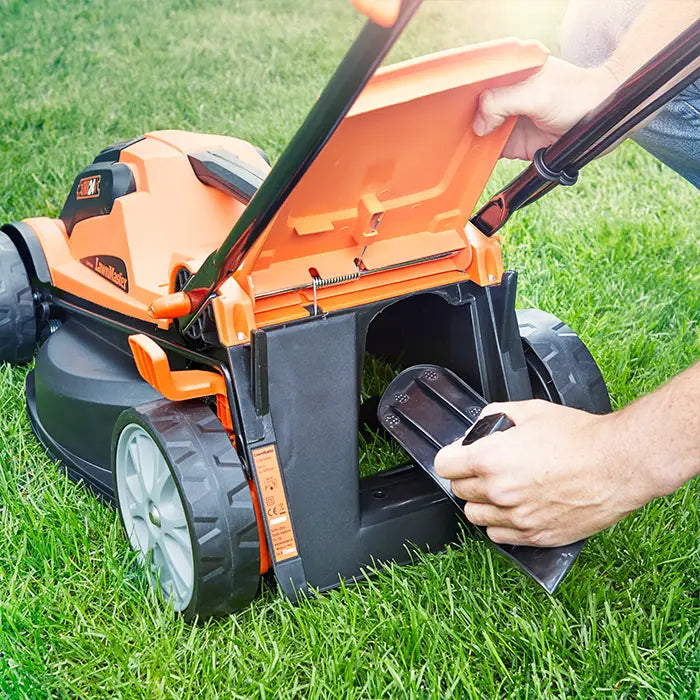 LawnMaster MX 24V 34cm Akku-Mäher mit Mulchfunktion