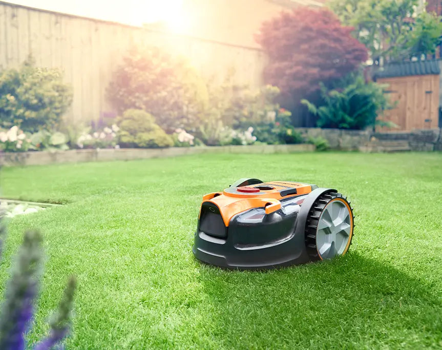 LawnMaster Roboter-Rasenmäher mit 2 Jahren Garantie
