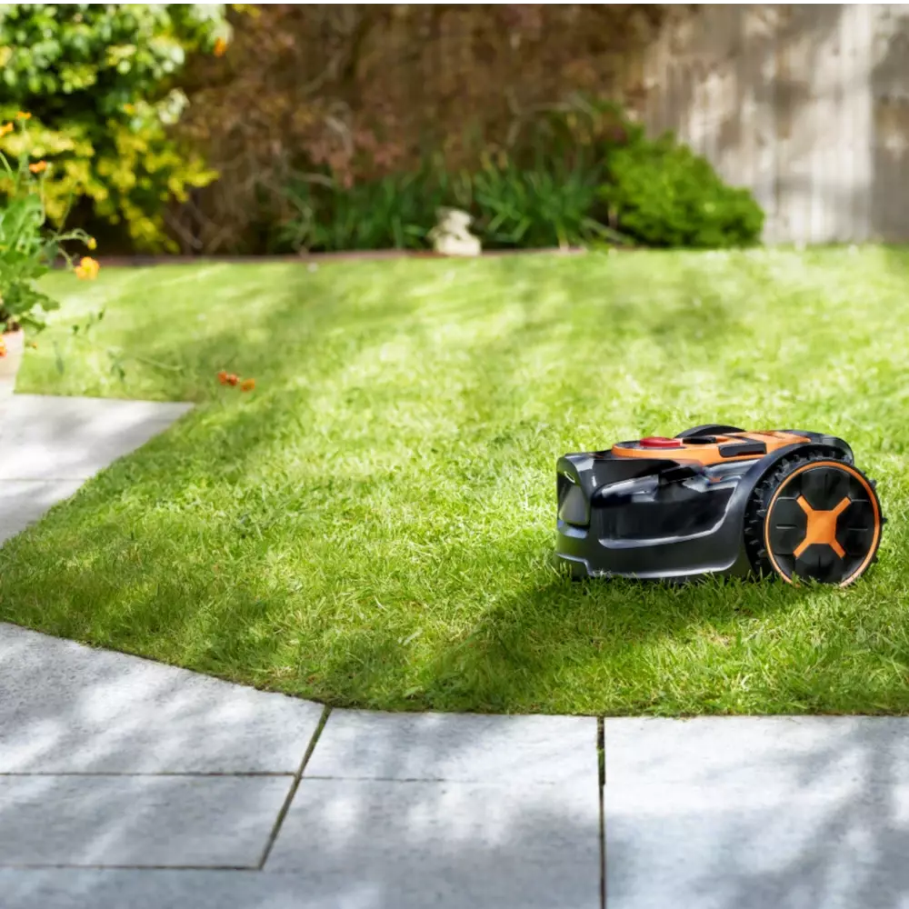 LawnMaster OcuMow® DM16-250 Advance | Drop & Mow Robot Lawn Mower